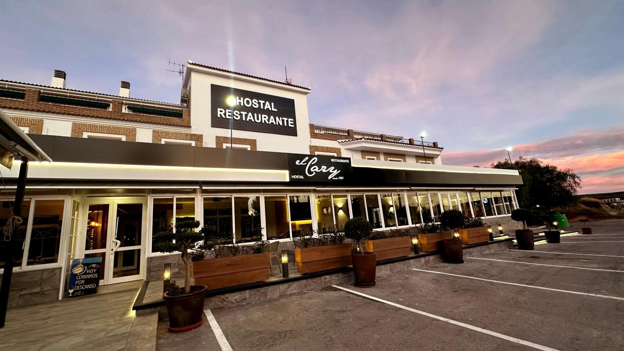 Hostal Restaurante El Cary Montemayor Exterior photo